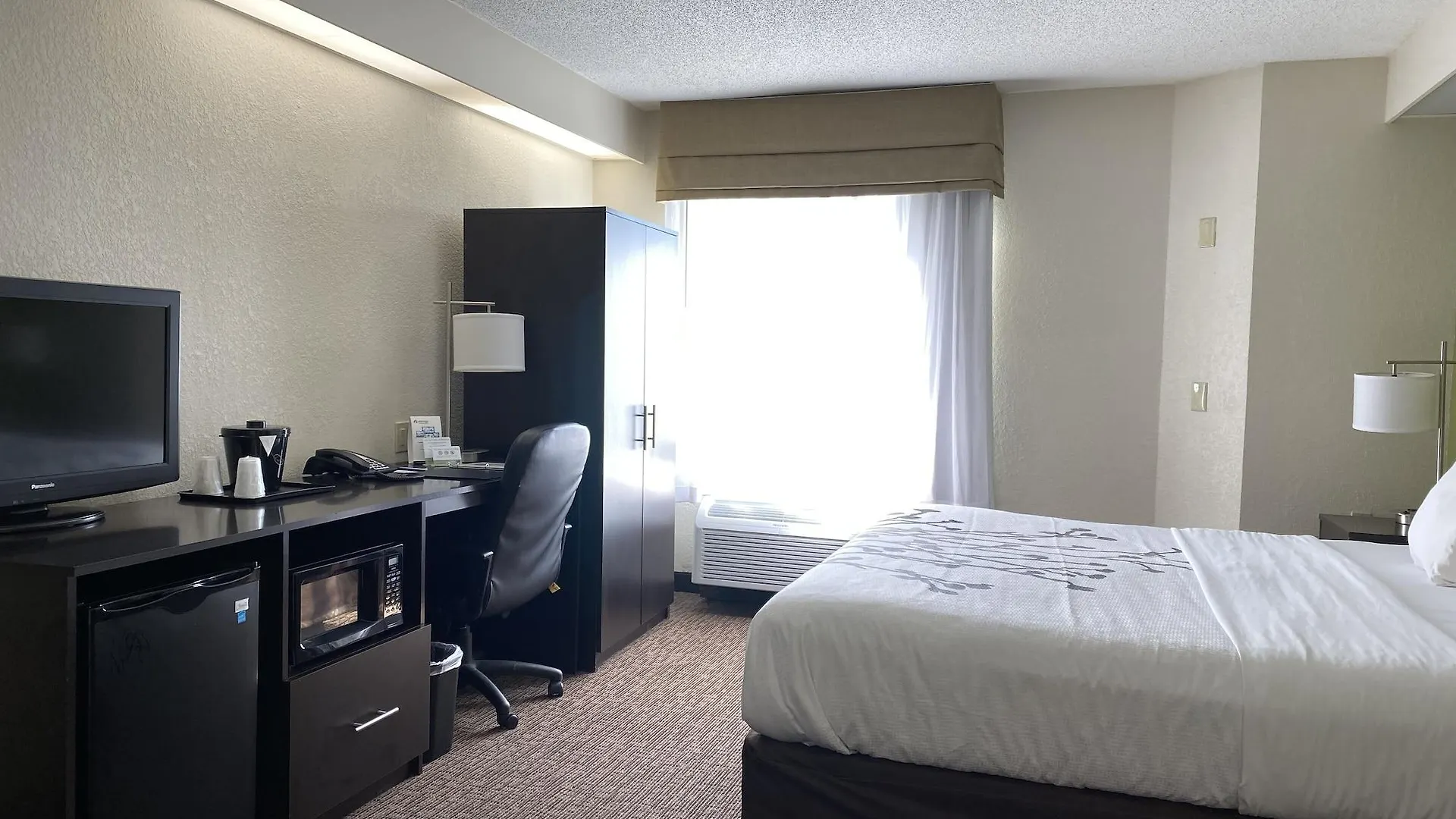 Sleep Inn Louisville Airport & Expo Hotel