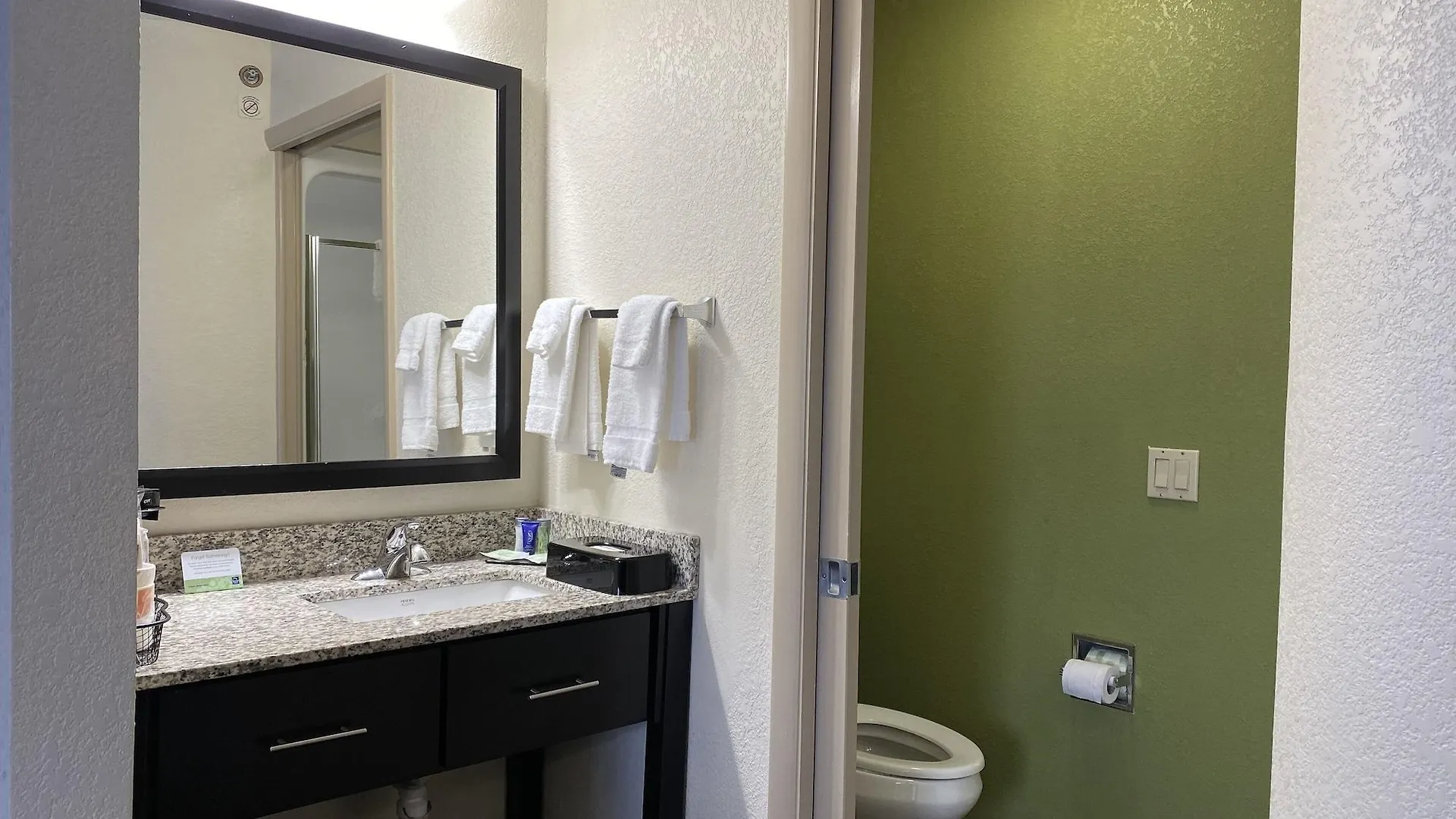 Sleep Inn Louisville Airport & Expo Hotel